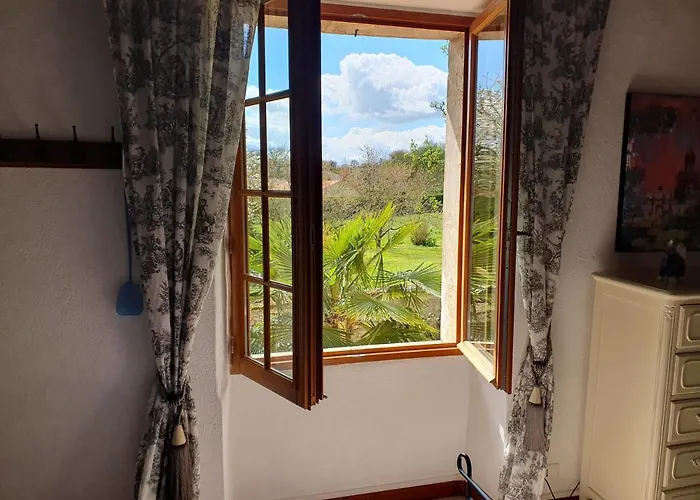 Bed and Breakfast Le Presbytere Saint-Romain (Vienne)