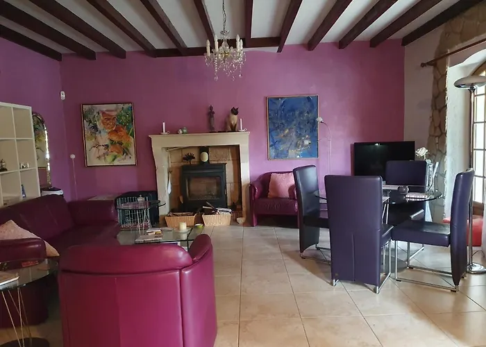 Le Presbytere Bed and Breakfast