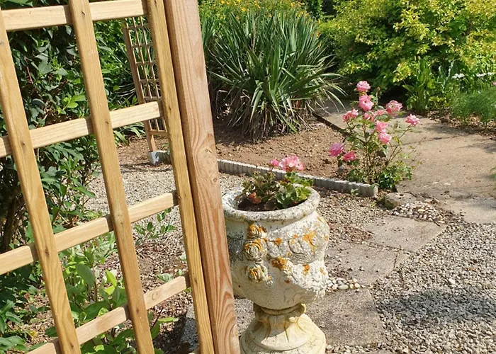 Le Presbytere Bed and Breakfast *